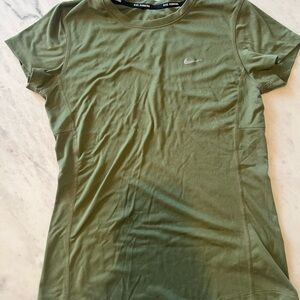 Nike Women's Short Sleeve Green Tee